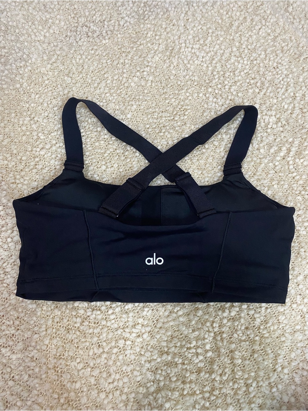 ALO Yoga Black Cross-Strap Sports Bra size M